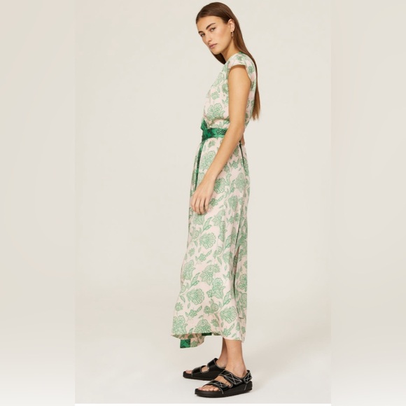 SAINDERS COLLECTIVE - YUNI WRAP DRESS!!! - Picture 3 of 5